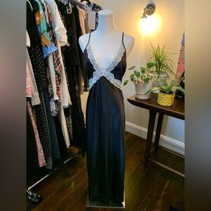 Sincerely Jules Lace Satin VNeck Black Slip Dress Womens M Back Criss Cross NEW